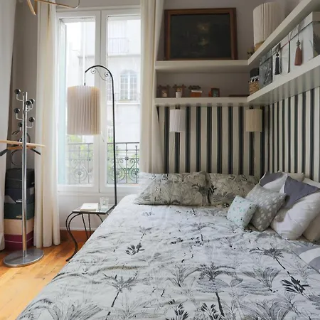 The Iris - Cosy Spacious House & Terrace