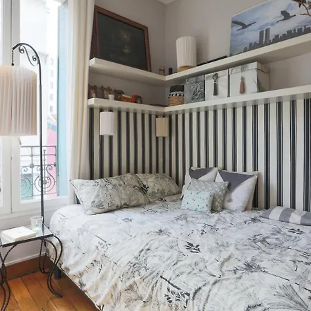 Guest house The Iris - Cosy Spacious House & Terrace Paris